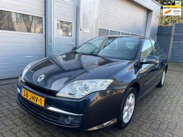 Renault Laguna 1.6 16V-Navigatie-Clima-Cruise-Velgen-New APK beschikbaar voor biedingen