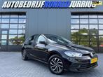 Volkswagen Polo 1.0 TSI Life NLAuto/Digitaal Dashboard/Apple, Voorwielaandrijving, Stof, 1072 kg, Zwart