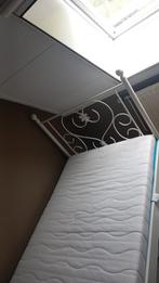 Vintage wit (twijfelaar) bed, in goede staat, 120 cm, Wit, Zo goed als nieuw, Hout