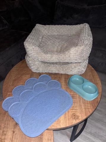 Kitten accesoires beschikbaar voor biedingen