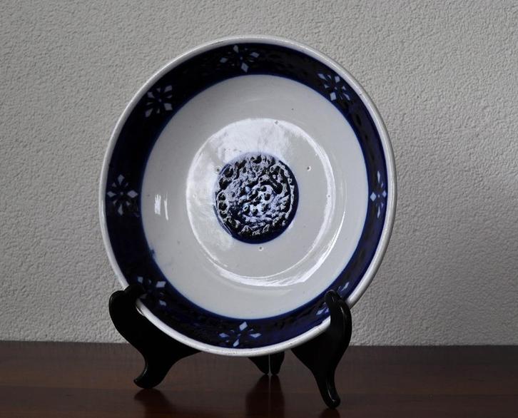 Antieke Schaal Bord Petrus Regout 1883 24 cm, Antiek en Kunst, Antiek | Servies los, Ophalen of Verzenden