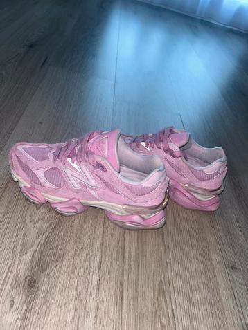 New balance 9060 beschikbaar voor biedingen
