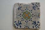 Ornamentstegel in blauw, patroon in oranje groen, blauw 1625, Antiek en Kunst, Verzenden