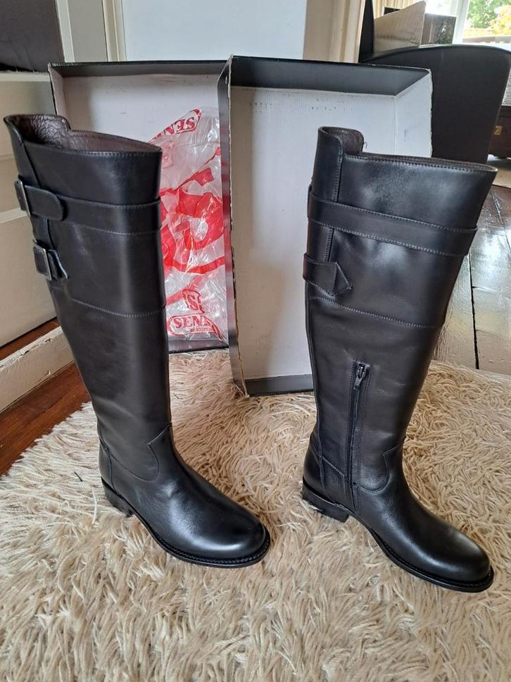 Zwarte leren hoge laarzen, Sendra - Maat 36, nieuw., Kleding | Dames, Schoenen, Nieuw, Hoge laarzen, Zwart, Ophalen of Verzenden