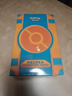 Pokémon Paldea Adventure Chest - Nieuw!, Ophalen of Verzenden, Nieuw, Overige typen