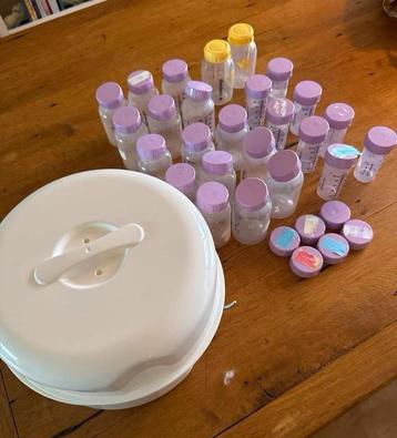 Medela Sterifeed Sterilisator met veel flessen beschikbaar voor biedingen
