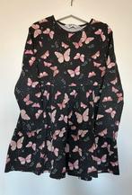 H&M donkergrijs jurkje met vlinders maat 128, Meisje, H&M, Ophalen of Verzenden, Zo goed als nieuw