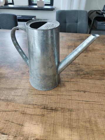 Gieter voor decoratie 25cm hoog  beschikbaar voor biedingen