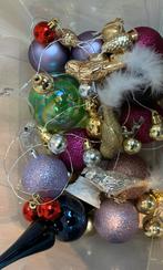 Bak vol kerstballen, pieken en vogeltjes, Ophalen of Verzenden, Zo goed als nieuw