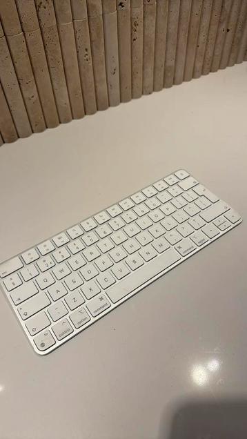Apple Magic Keyboard - Draadloos Toetsenbord beschikbaar voor biedingen