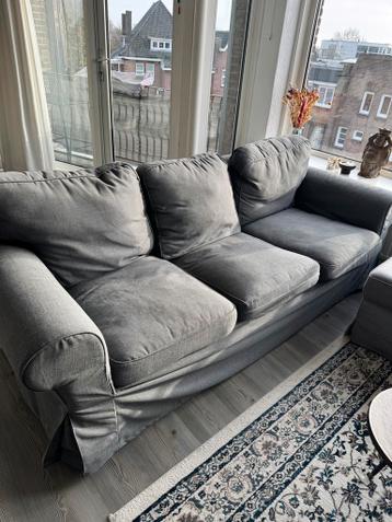 Ektorp bank van Ikea met hocker - afbeelding 1