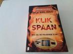 Klikspaan ( M.J. Arlidge (Thriller, Boeken, Ophalen of Verzenden, Zo goed als nieuw