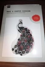Nieuw DIY stoffen pauw kussen naaien / knutselen #3969, Hobby en Vrije tijd, Stoffen en Lappen, Wit, Nieuw, Ophalen of Verzenden