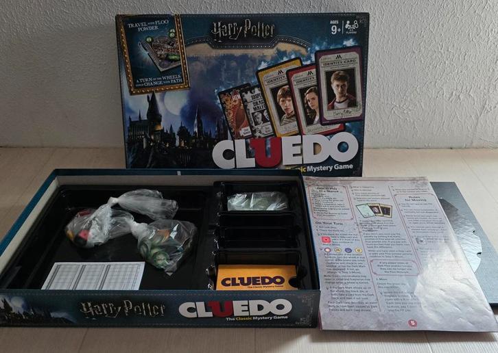 Harry Potter Cluedo, Hobby en Vrije tijd, Gezelschapsspellen | Bordspellen, Zo goed als nieuw, Ophalen of Verzenden