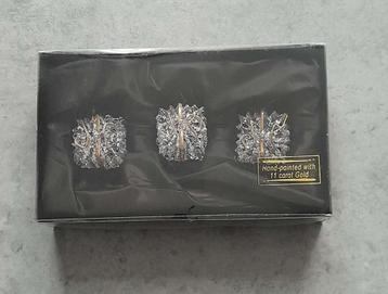 Kerstcadeautjes / kerstpakjes glas met goud. Voor Kerstboom beschikbaar voor biedingen