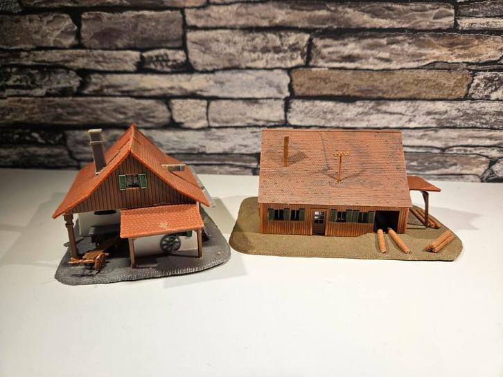 Boerderij met houtschuur N spoor trein 1:160, Hobby en Vrije tijd, Modeltreinen | N-Spoor, Gebruikt, Brug, Tunnel of Gebouw, Gelijkstroom of Wisselstroom