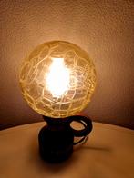 Vintage Lampje met Amberkleurige Glazen Bol, Ophalen of Verzenden, Gebruikt, Glas, Vintage