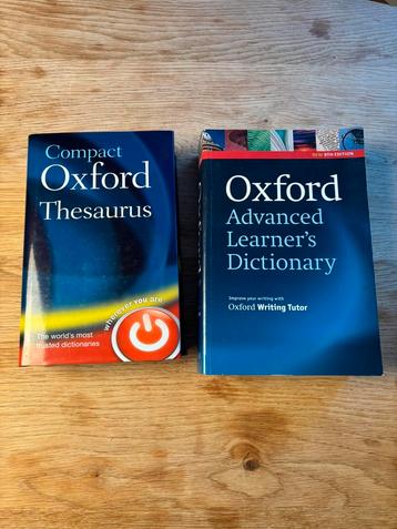 Oxford woordenboeken set beschikbaar voor biedingen