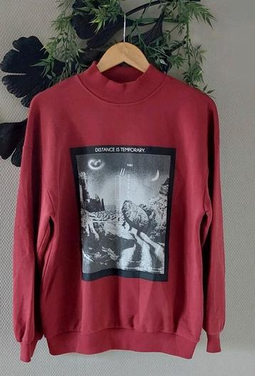 TRENDYOL Trui rood+zwart wit print M/L beschikbaar voor biedingen