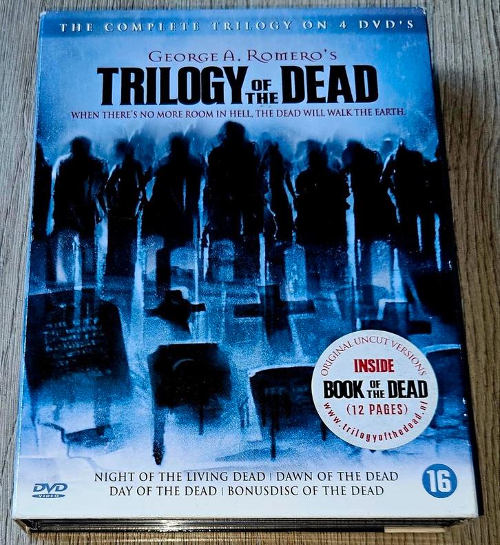 Trilogy Of The Dead - 4DVD Box, Cd's en Dvd's, Dvd's | Horror, Zo goed als nieuw, Vampiers of Zombies, Vanaf 16 jaar, Ophalen of Verzenden