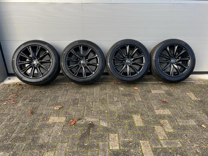 Winterwielen Audi Q8 Etron Lamina Design 20" TOPSTAAT, Auto-onderdelen, Banden en Velgen, Banden en Velgen, Winterbanden, 20 inch