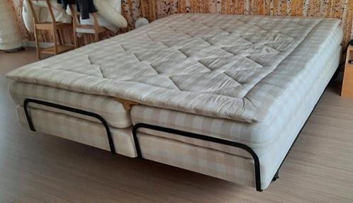 Elektrische Hästens Adjustable boxspring BJX Luxery topper, Huis en Inrichting, Slaapkamer | Boxsprings, Zo goed als nieuw, 200 cm