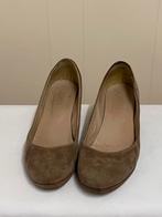 Damesschoenen pumps beige suede maat 42, Ophalen, Gedragen, Beige