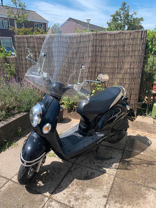 Kymco sento, Fietsen en Brommers, Scooters | Kymco, Maximaal 25 km/u, Benzine, Ophalen