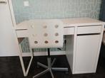 Kinderbureau + stoel IKEA, Huis en Inrichting, Bureaus, Ophalen, Gebruikt, Bureau