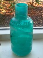 Ikea vaas design Iina Vuorivirta swirl groen - wit, Huis en Inrichting, Woonaccessoires | Vazen, Ophalen of Verzenden, Zo goed als nieuw