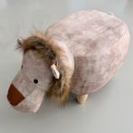 ✅ Leuke Leeuw Poef voor Kinderkamer, Huis en Inrichting, Ophalen of Verzenden, Zo goed als nieuw, Rond, Minder dan 50 cm