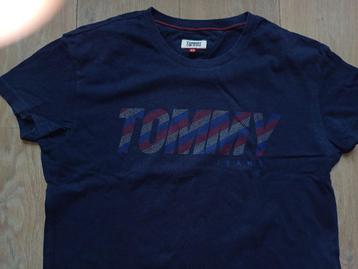 Tommy Jeans T-shirt XS blauw beschikbaar voor biedingen