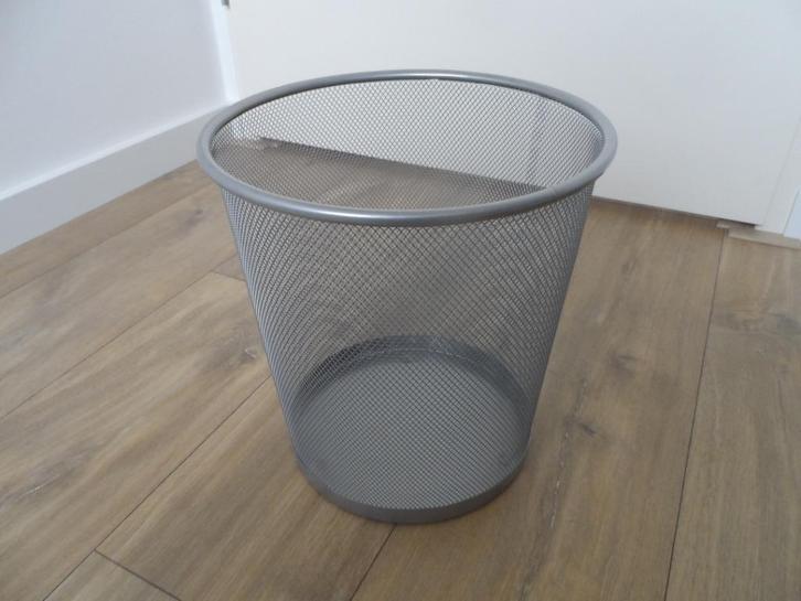 Prullenbak staal, metallic grijs, 60cm, Huis en Inrichting, Woonaccessoires | Prullenbakken, Zo goed als nieuw, Kunststof, Minder dan 50 cm