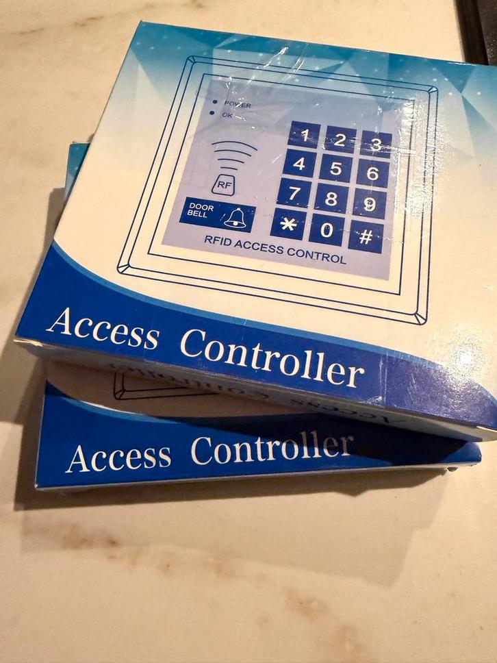 2x RFID Toegangscontrole Keypad + 10 Kaarten - Nieuw, Doe-het-zelf en Verbouw, Hang- en Sluitwerk, Ophalen of Verzenden