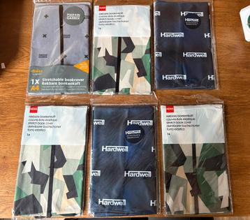 Rekbare boekenkaften beschikbaar voor biedingen
