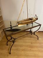 Sidetable met facet geslepen glasplaat, Ophalen