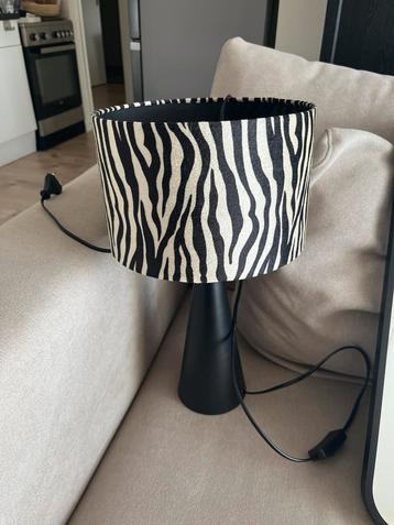 Kwantum Lamp met Zebraprint beschikbaar voor biedingen
