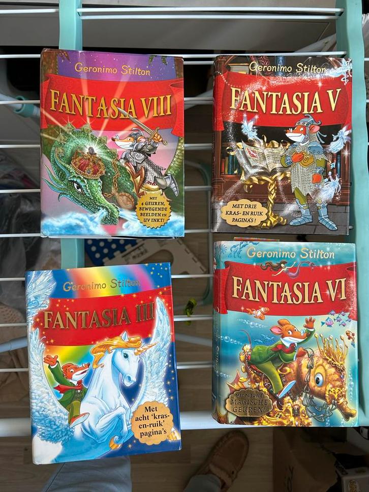 Geronimo Stilton Fantasia Collectie, Boeken, Fantasy, Gelezen, Ophalen of Verzenden
