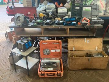 Gereedschap Tafel - Tweede Ronde! beschikbaar voor biedingen
