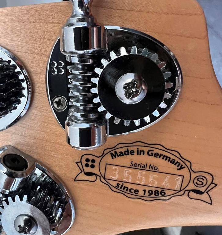 Sandberg TM 5 serie 2 fretless basgitaar, Muziek en Instrumenten, Snaarinstrumenten | Gitaren | Bas, Zo goed als nieuw, Ophalen of Verzenden