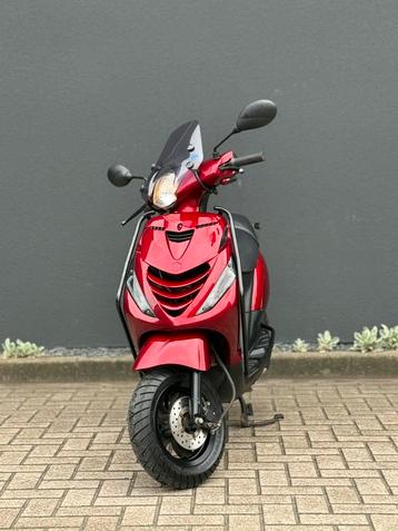 Piaggio Zip 4t 2020 iGet Candy Red SP LED FULL OPTION! beschikbaar voor biedingen