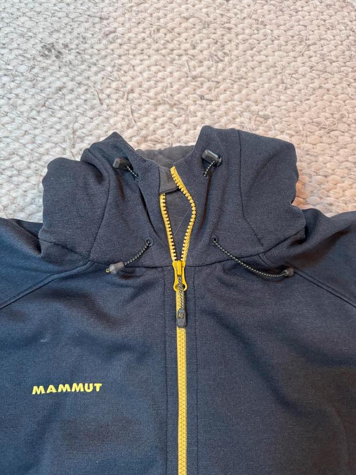 Mammut Vest Heren Maat M, Kleding | Heren, Truien en Vesten, Zo goed als nieuw, Maat 48/50 (M), Grijs, Ophalen of Verzenden