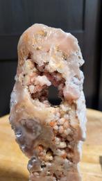 Roze amethist op standaard, Ophalen of Verzenden