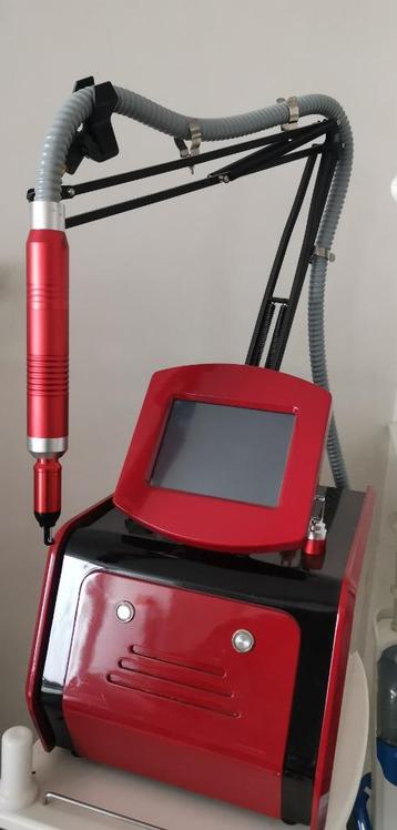 PORTABLE PICOSECOND  LASER Sproeten, zonnebrand, ouderdomsvl beschikbaar voor biedingen