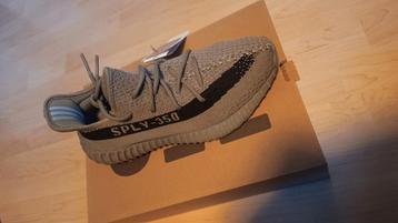 adidas Yeezy Boost 350 V2 “Granite” – maat 44 nieuw in doos beschikbaar voor biedingen
