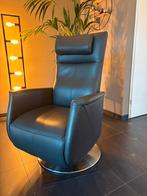 Luxe, moderne lederen zit-sta -op elektrisch relaxfauteuil., Antiek en Kunst, Antiek | Meubels | Stoelen en Banken, Ophalen