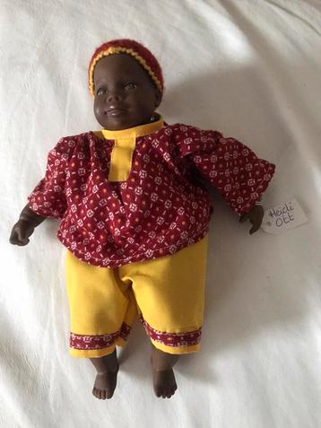 Heidi Ott  baby popje 25 cm orginele kleertjes  beschikbaar voor biedingen