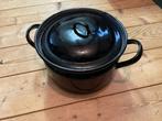 T E A B : Antieke / vintage zwarte emaille pan met deksel, Ophalen