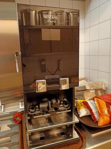 Koffie machine beschikbaar voor biedingen