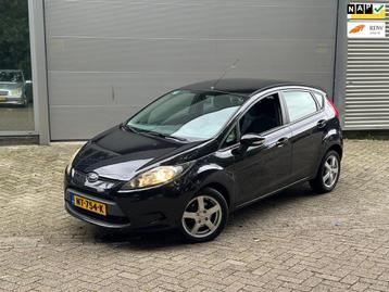 Ford Fiesta 1.25 Trend / AIRCO / NIEUWE APK / RIJDT SCHAKELT beschikbaar voor biedingen